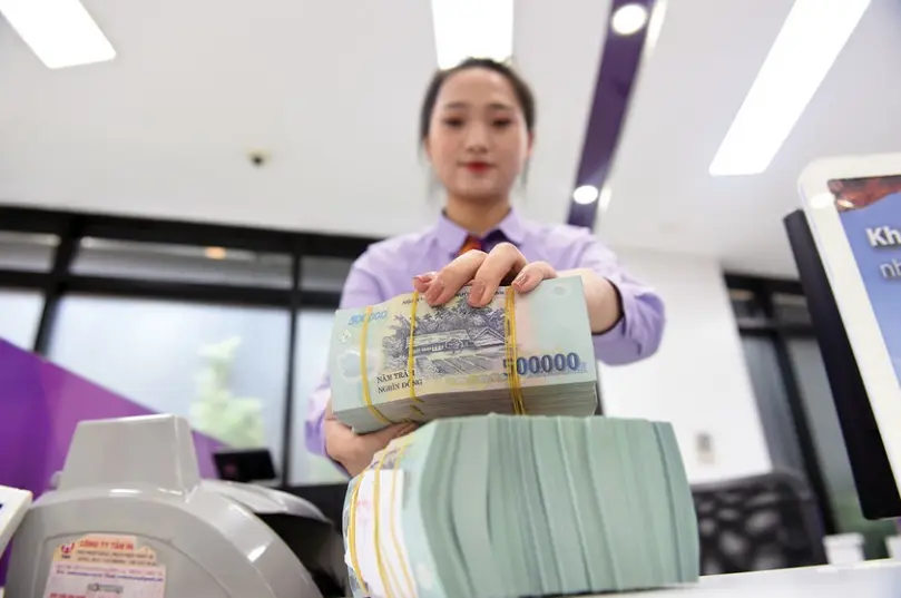 Ứng Phó Với Áp Lực Lãi Suất: Chiến Lược Bền Vững Cho Doanh Nghiệp và Nhà Đầu Tư 🚀